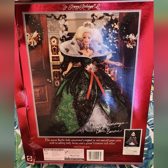 1995 Holiday Barbie - Picture 3 of 4
